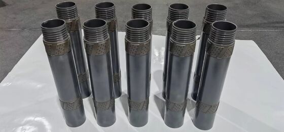 Assemblaggio del carotiere wireline completamente automatizzato